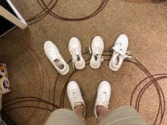 -阿迪达斯(澳门水坑尾街店)