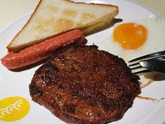 牛扒加煎蛋下午茶套餐-龙记烧腊茶餐厅(常德路店)