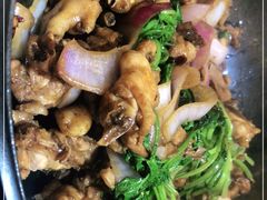 -胡须佬鸡煲四季火锅店(石厦西村直营店)