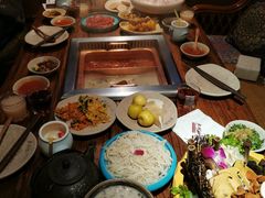 -老牌坊云南鱼豆花火锅(嵩山店)