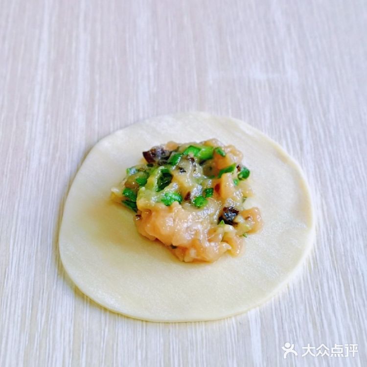 🔥这样做出来的肉馅鲜嫩多汁㊙️皮薄馅大韭菜木耳猪肉水饺‼️