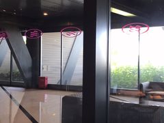 -上海滴水湖皇冠假日酒店