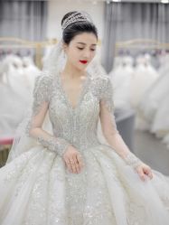 -LAFINE 兰斐婚纱礼服馆