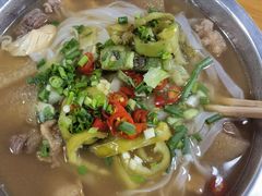 -炳记牛味粉店(四坊路店)