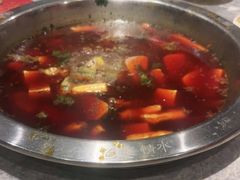 -忘情水鱼头·鲜鱼火锅(滨江中路店)