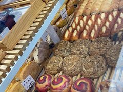 -焙丽拾光(麦凯乐直营店)
