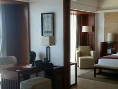 -三亚湾海居铂尔曼度假酒店