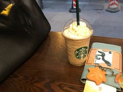 -星巴克(西藏路店)