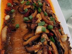 干烧鲽鱼身-东海酒店