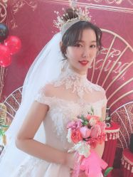 点击看大图 -艾米丽婚纱礼服