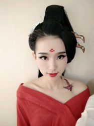点击看大图 -盘子女人坊古装写真摄影(厦门总店)