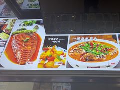 -鑫渔港海鲜本地菜·山海关浑锅(东戴河店)