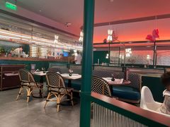 -芭莉与彩虹西餐厅(成都合生汇店)