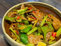 -民间瓦缸煨汤館(嵩山路店)