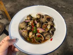 -席娜卡琳火车铁道夜市