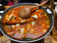 思茅酸汤鱼片-老滇山寨•云南特色菜•地方菜•民族风情歌舞表演(金碧店)