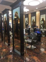点击看大图 -八佰伴8008星级形象店