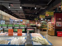 -中百仓储超市有限公司(越秀星汇维港店)