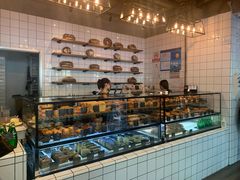 面包甜点陈列柜-81BAKERY(大学路店)