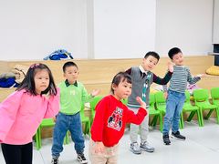 -蓝话筒·少儿成人演讲口才·主持朗诵·戏剧表演(大华第一坊店)