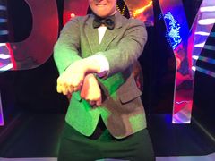 -厦门帷幕开啦红地毯蜡像艺术馆