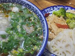 葫芦头泡馍-朱秀英梆梆肉葫芦头(琉璃街店)