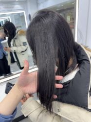 -镁连社·美联社