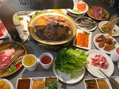 -山焱·炭火自助烤肉(周浦万达店)