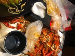 -沪小胖小龙虾(淮海中路旗舰店)