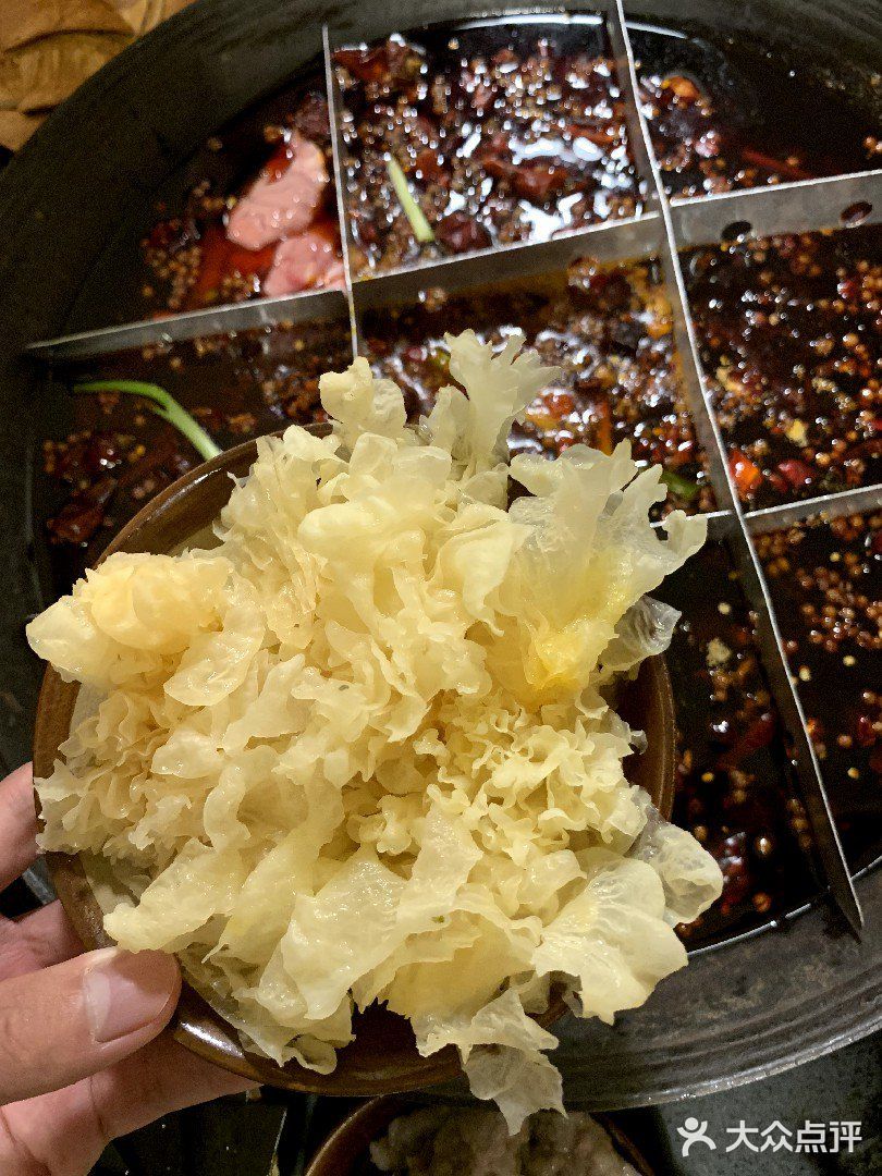 重庆打卡|火爆朋友圈的渝味响火锅
