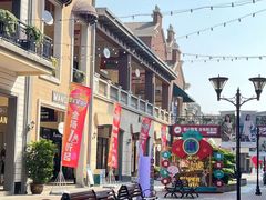 -王府井奥莱临潼小镇(临潼店)