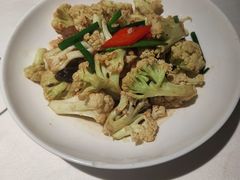 -江城小馆陕南妈妈菜·全球旅行餐厅(钟楼店)