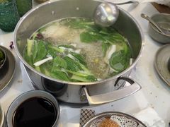 -喃喃椰·糟粕醋·椰子鸡火锅(七堡花园店)