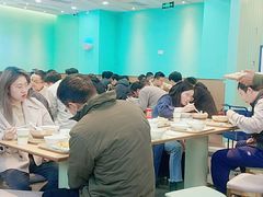 大堂-老乡鸡(西岸凤巢店)