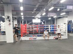 -FIGHTMAN格斗俱乐部(长宁临空店)