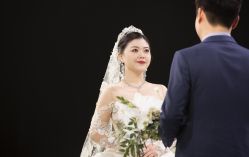 -MECCI婚礼摄影跟拍(红东方广场店)