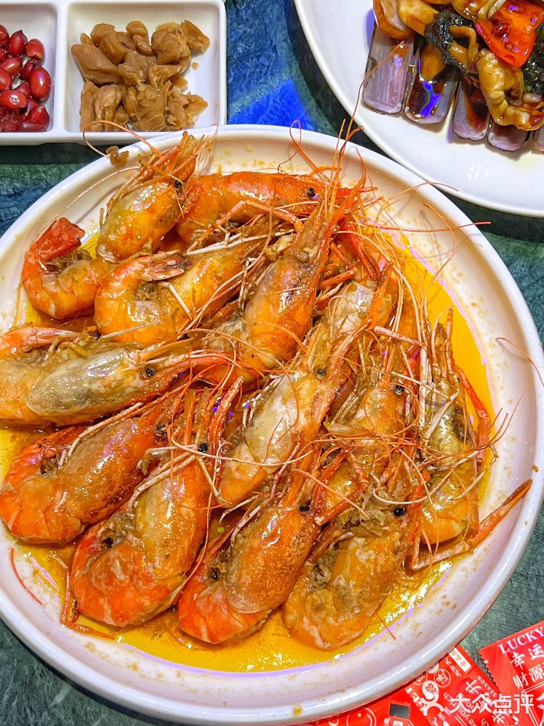 兴盛路新店，专注大头虾的海鲜大排档 