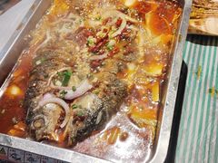 -老街烧烤大排档·地道湖北菜·龙虾馆(汉口火车站店)