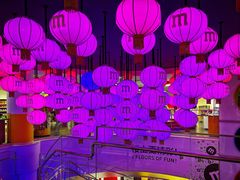 -m豆巧克力世界(上海世茂广场店)