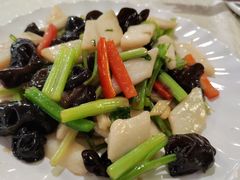淮山黑木耳炒秋葵-佛有缘素食馆·荔湾老字号(陈家祠首店)