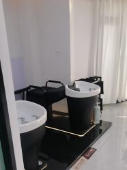 -V7 HAIR SALON