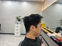点击看大图 -YESIDO椰岛造型烫发染发