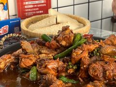 -八两八金·莱芜特色炒鸡(市南漳浦路店)