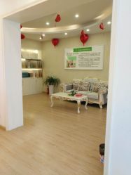 -苗方清颜祛痘·皮肤管理