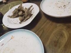 -溢心园香河肉饼总店