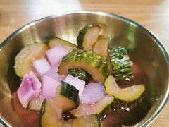 青瓜白萝卜-HOTISLAND海鸡岛·韩国料理(江南西店)