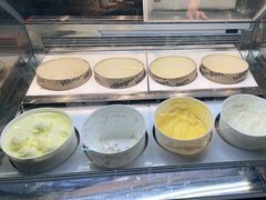 -淡尾·海鲜自助概念餐厅(虹桥南丰城店)