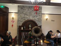 等位区-东海咖啡馆