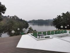 -华凌山庄·隐湖栖