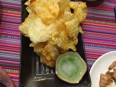 -香巴拉云南餐厅(华莱坞店)